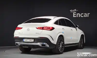 Mercedes-Benz GLE-Class 2022 2.9 Автомат в Москве № 1147851, миниатюра 2