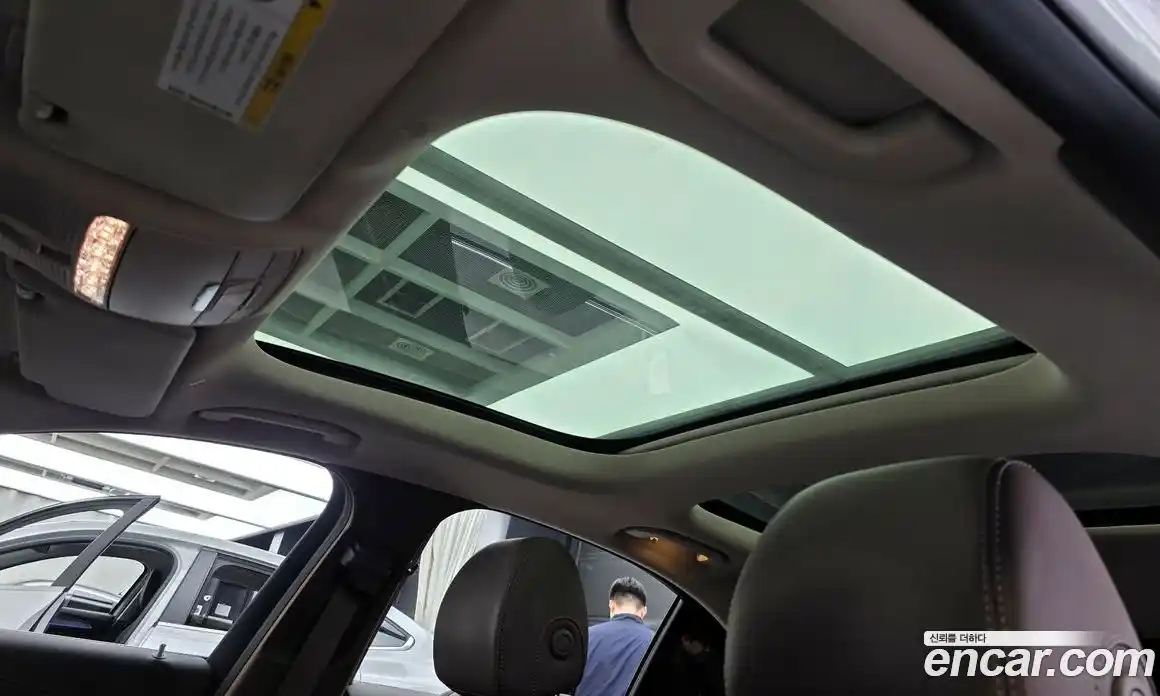 Mercedes-Benz E-Class 2019 2.0 Автомат в Москве № 1147906, фото 18