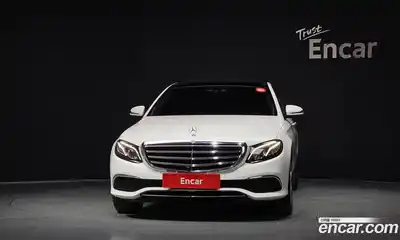 Mercedes-Benz E-Class 2019 2.0 Автомат в Москве № 1147906, миниатюра 3