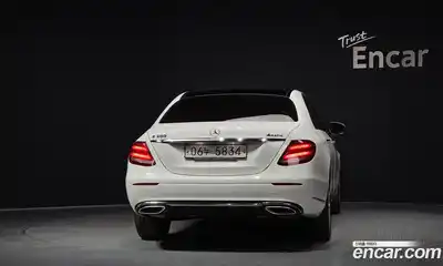 Mercedes-Benz E-Class 2019 2.0 Автомат в Москве № 1147906, миниатюра 4