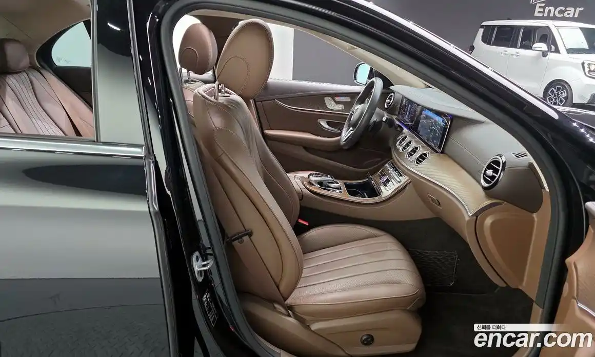 Mercedes-Benz E-Class 2019 2.0 Автомат в Москве № 1147956, фото 12