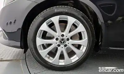 Mercedes-Benz E-Class 2019 2.0 Автомат в Москве № 1147956, миниатюра 5