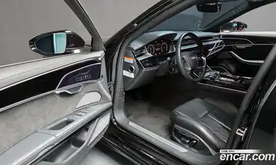 Audi A8 2021 3.0 гидро в Москве № 1148288, миниатюра 10