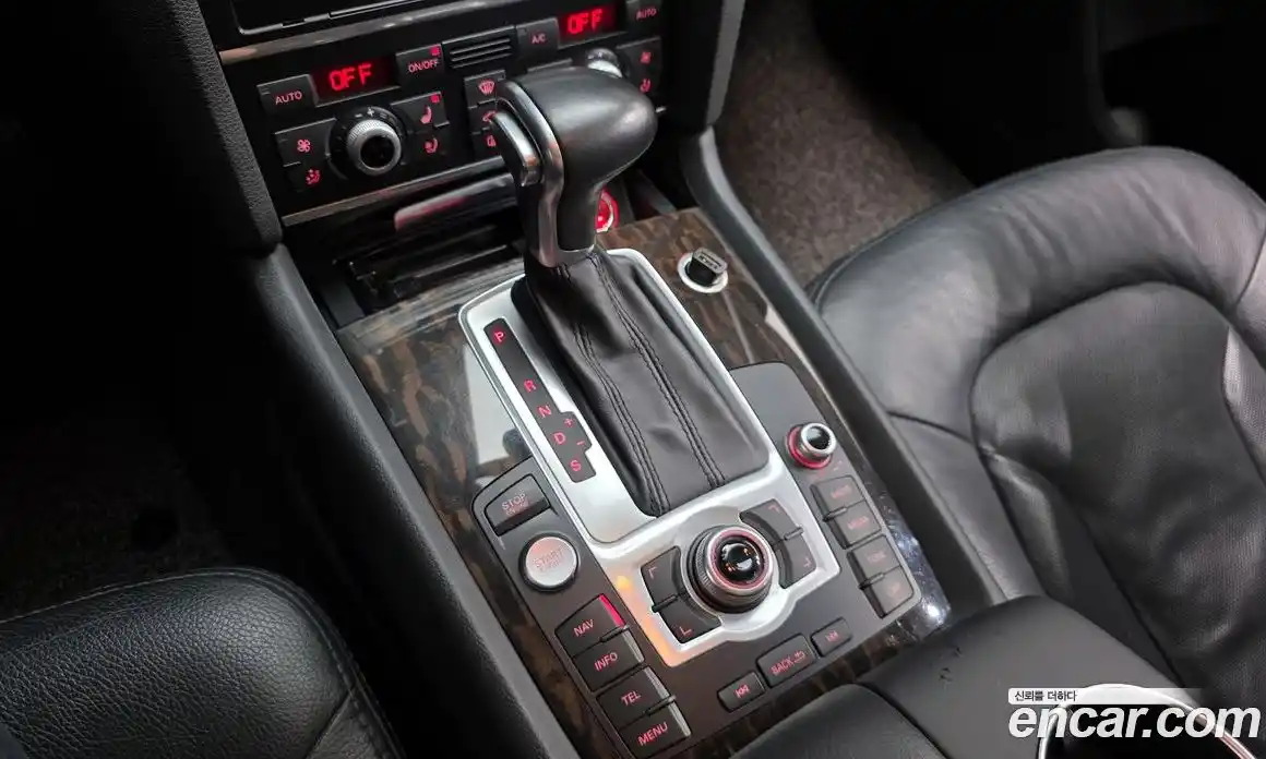 Audi Q7 2015 3.0 гидро в Москве № 1148677, фото 9