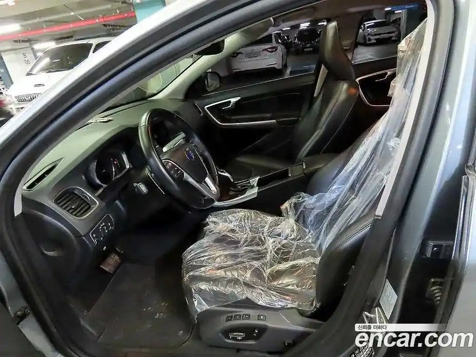 Volvo S60 2016 2.0 гидро в Москве № 1149235, фото 6