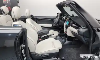 Mini Cooper Convertible 2023 2.0 гидро в Москве № 1149546, миниатюра 11