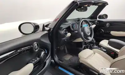 Mini Cooper Convertible 2023 2.0 гидро в Москве № 1149546, миниатюра 10