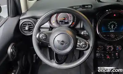 Mini Cooper 2019 1.5 гидро в Москве № 1149904, миниатюра 12