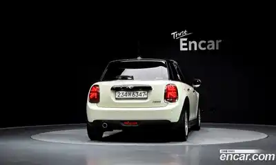 Mini Cooper 2019 1.5 гидро в Москве № 1149904, миниатюра 3