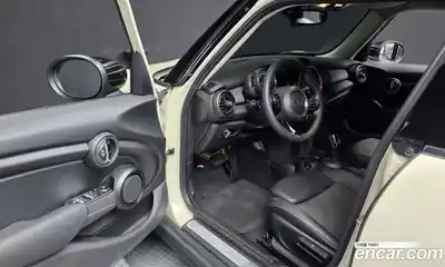 Mini Cooper 2019 1.5 гидро в Москве № 1149904, миниатюра 9