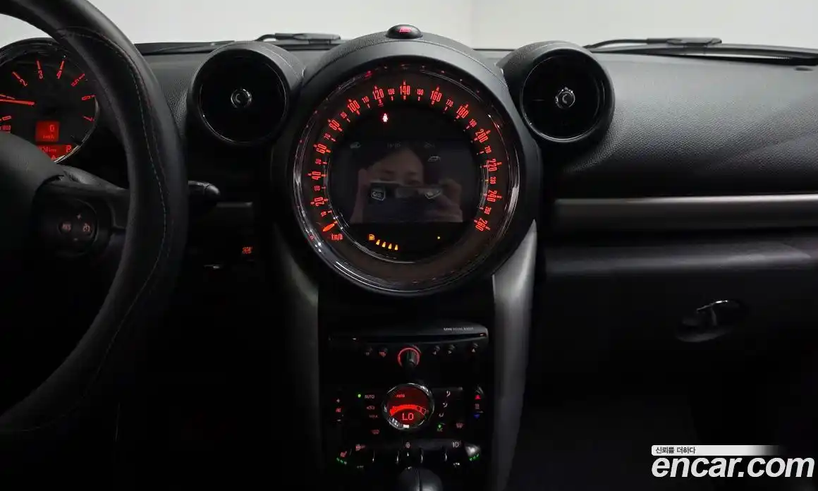 Mini Countryman 2015 2.0 гидро в Москве № 1149920, фото 14