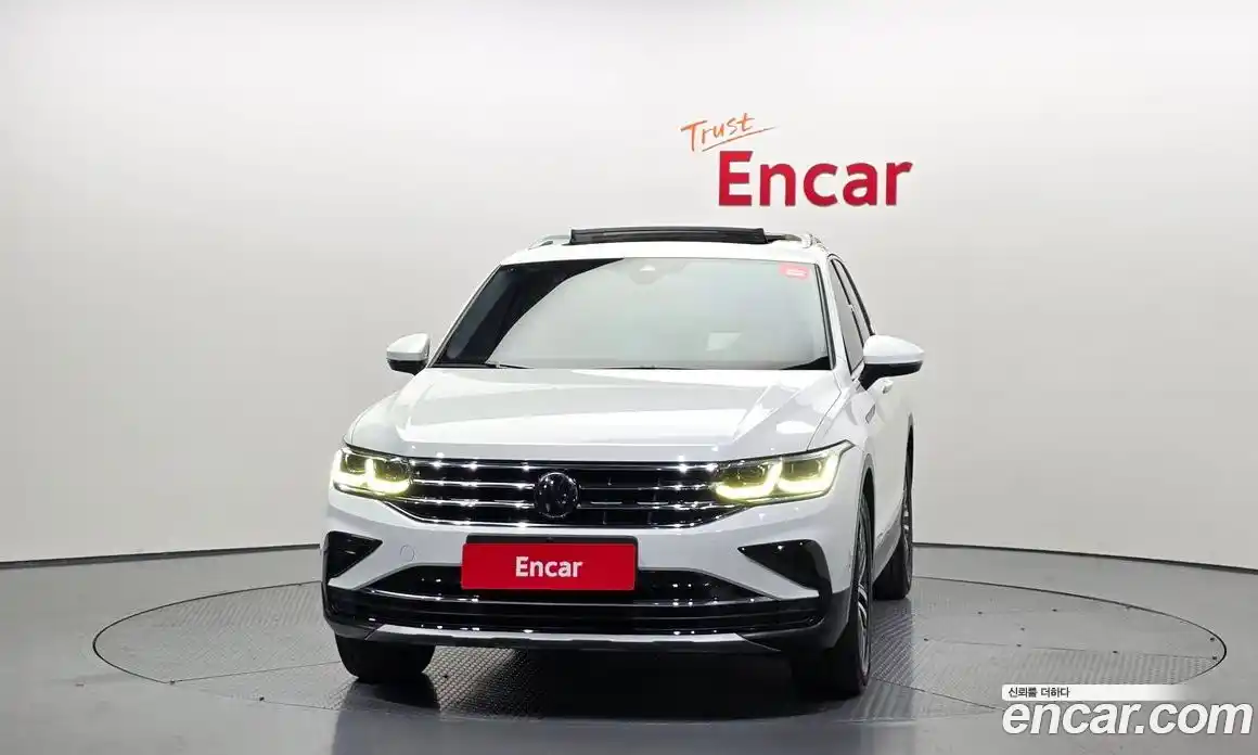 Volkswagen Tiguan 2022 2.0 гидро в Москве № 1151062, фото 3