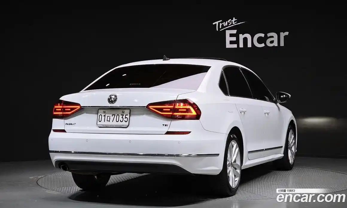 Volkswagen Passat 2018 2.0 гидро в Москве № 1151165, фото 2