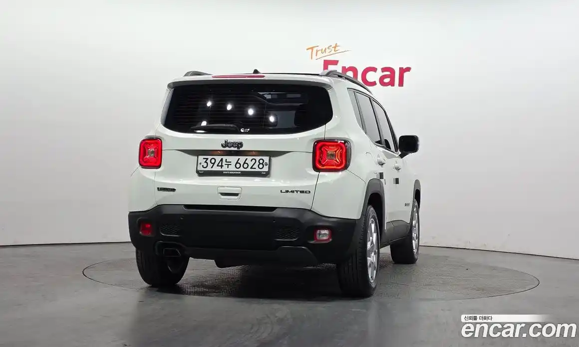 Jeep Renegade 2020 1.6 гидро в Москве № 1151528, фото 4