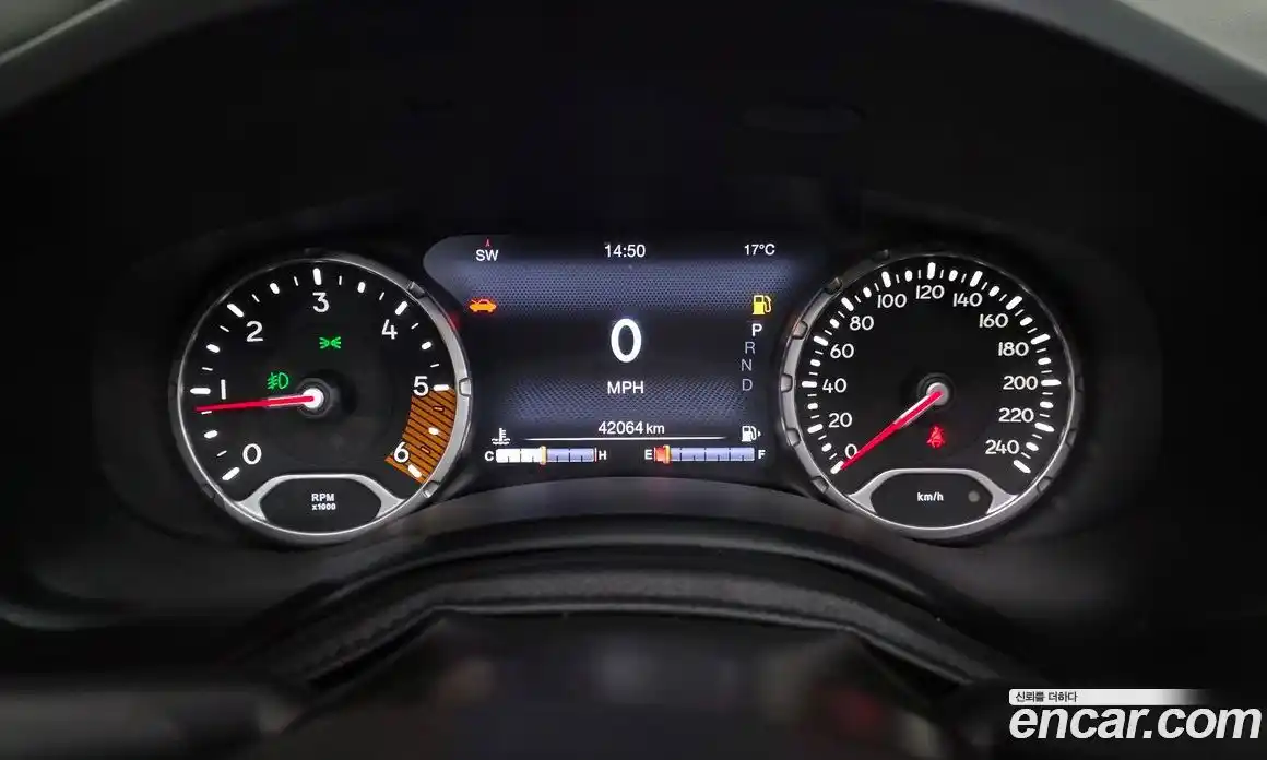 Jeep Renegade 2020 1.6 гидро в Москве № 1151528, фото 8
