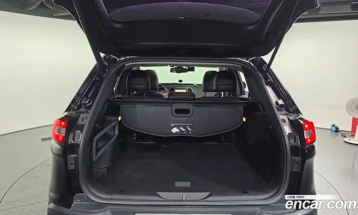 Jeep Cherokee 2017 2.4 гидро в Москве № 1151660, фото 20