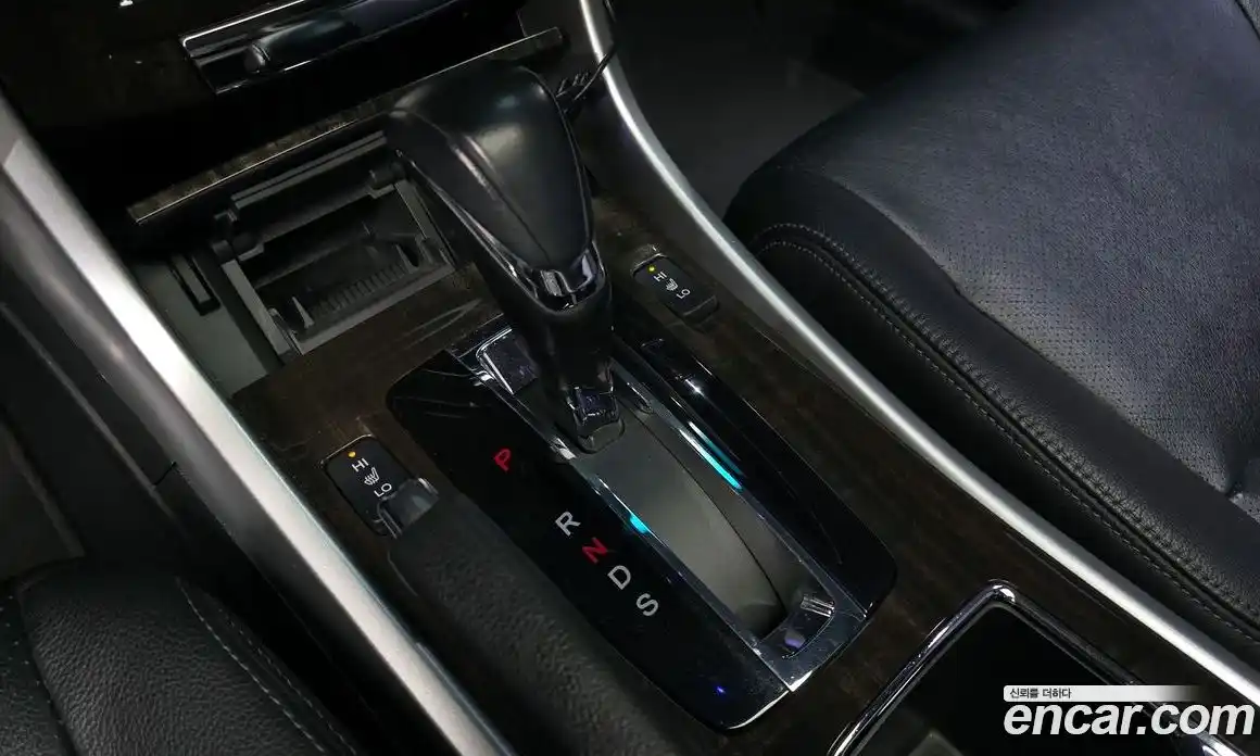 Honda Accord 2013 3.5 гидро в Москве № 1151905, фото 9