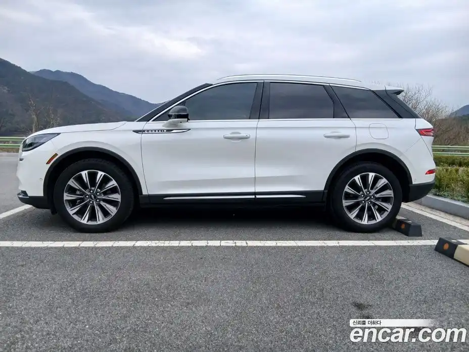 Lincoln Corsair 2022 2.0 гидро в Москве № 1152325, фото 1