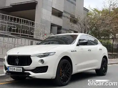 Maserati Levante, 2018