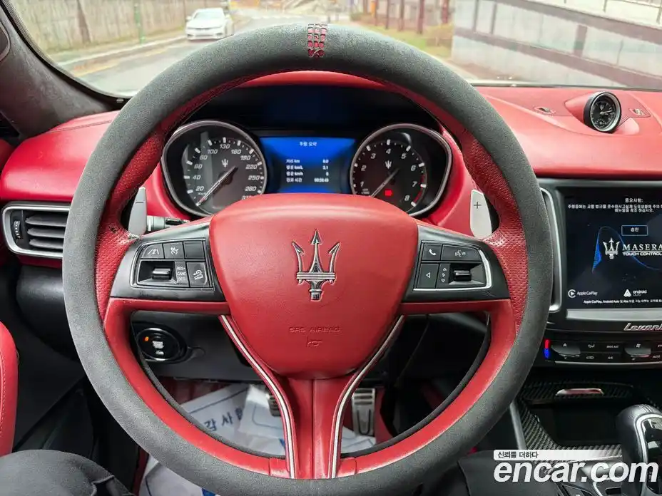 Maserati Levante 2018 3.0 гидро в Москве № 1152469, фото 12