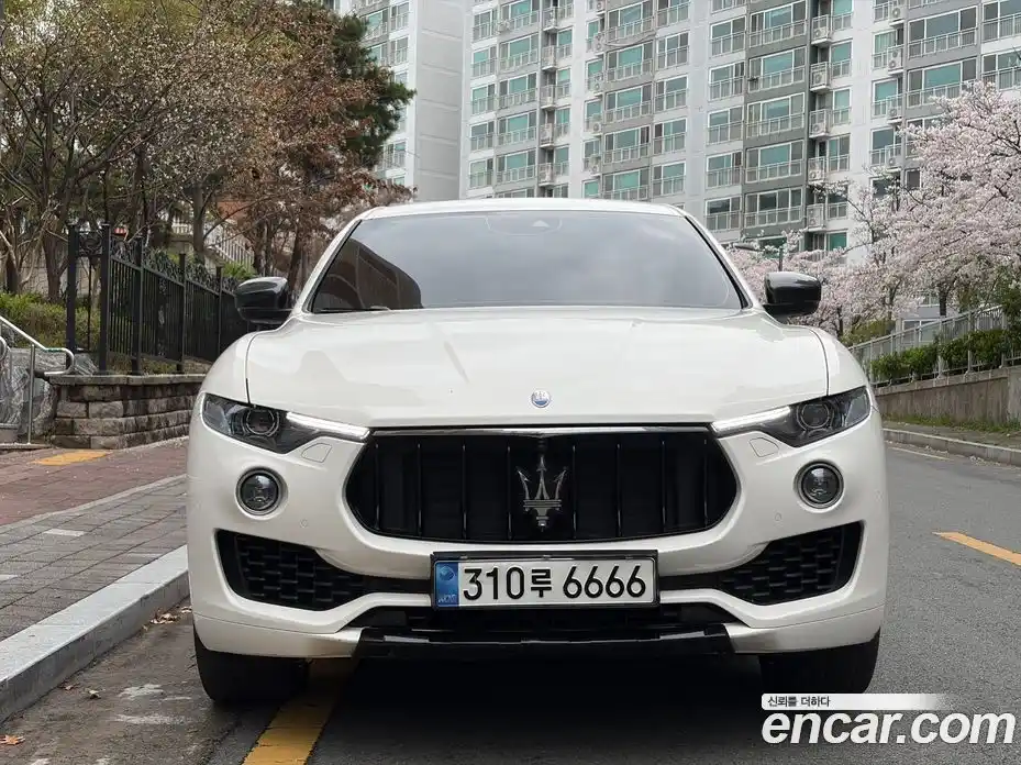 Maserati Levante 2018 3.0 гидро в Москве № 1152469, фото 3