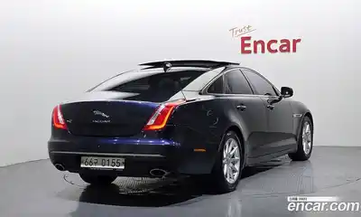 Jaguar XJ 2016 2.0 гидро в Москве № 1152563, миниатюра 2