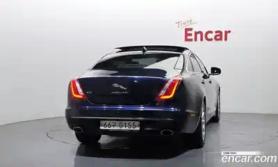 Jaguar XJ 2016 2.0 гидро в Москве № 1152563, миниатюра 4