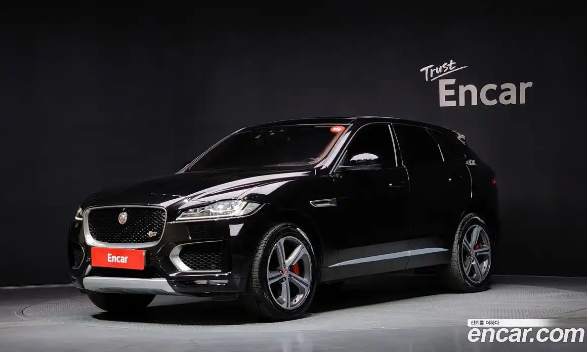 Jaguar F-Pace 2017 3.0 гидро в Москве № 1152578, фото 1