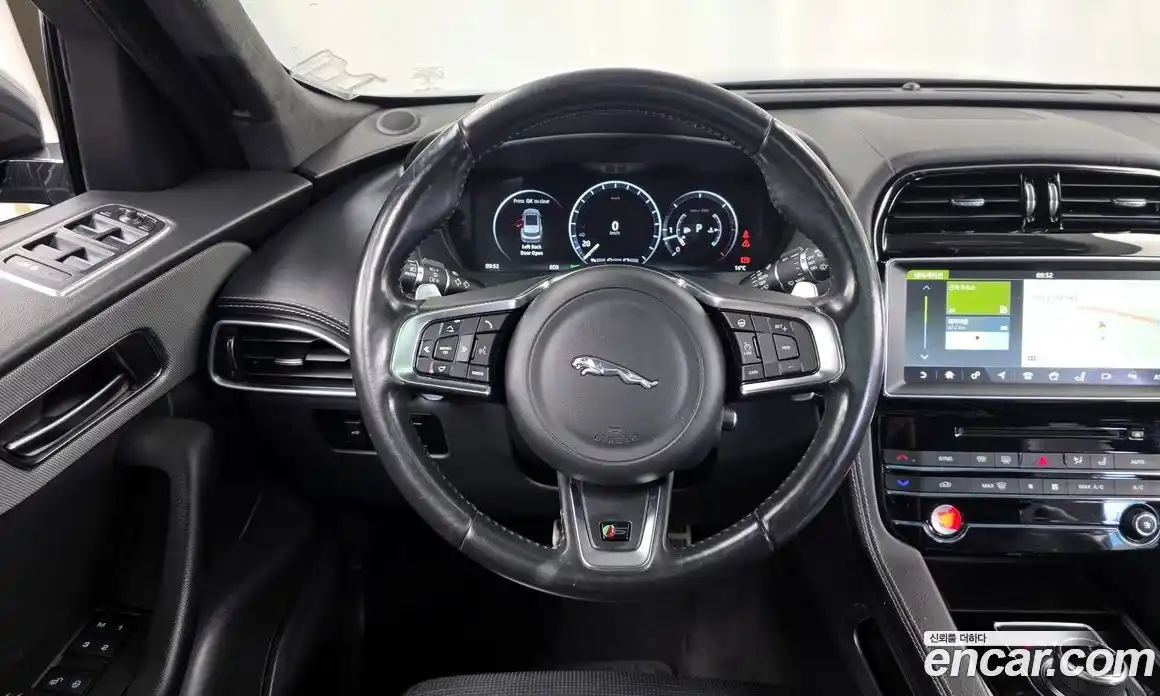Jaguar F-Pace 2017 3.0 гидро в Москве № 1152578, фото 13