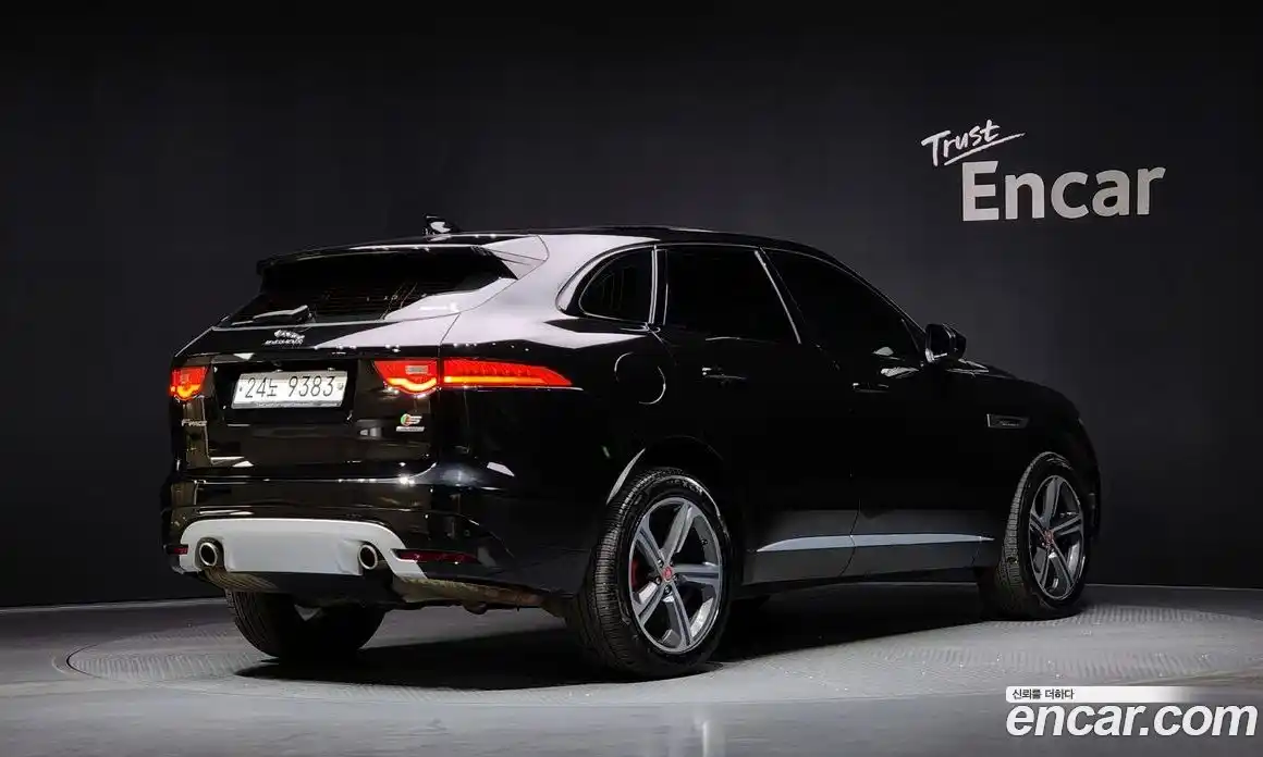 Jaguar F-Pace 2017 3.0 гидро в Москве № 1152578, фото 2