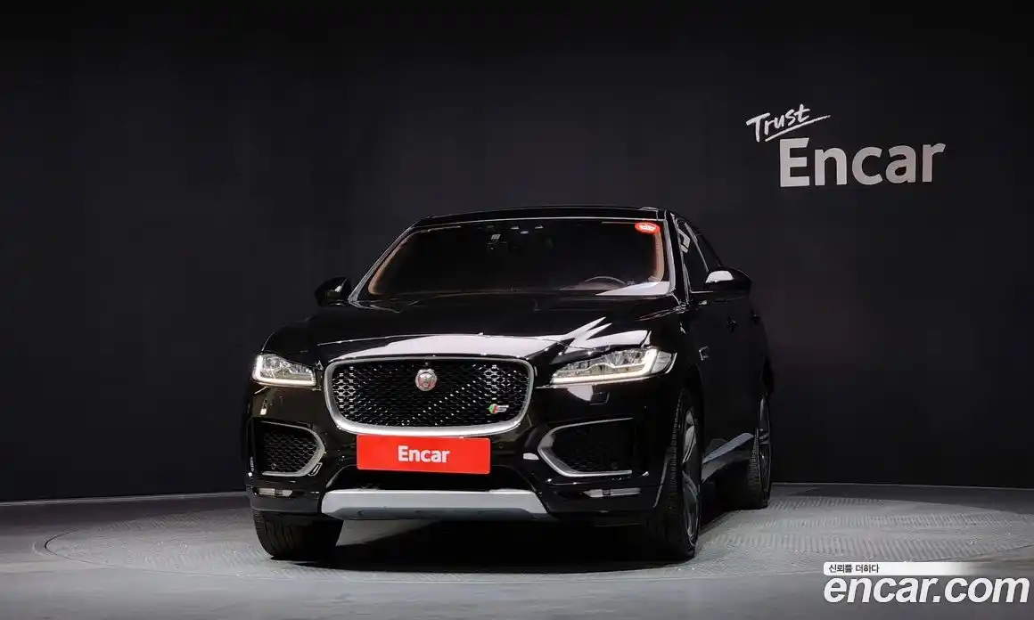 Jaguar F-Pace 2017 3.0 гидро в Москве № 1152578, фото 3
