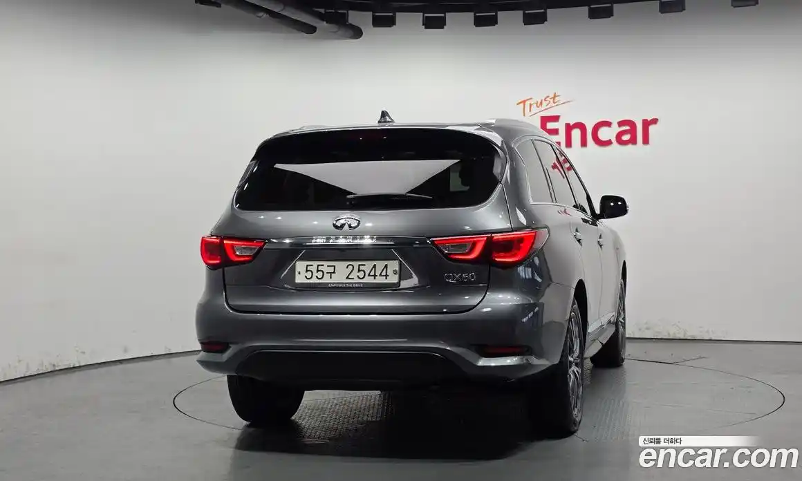Infiniti QX60 2017 3.5 гидро в Москве № 1152645, фото 4