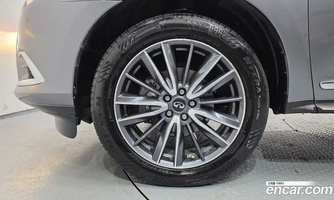 Infiniti QX60 2017 3.5 гидро в Москве № 1152645, фото 5