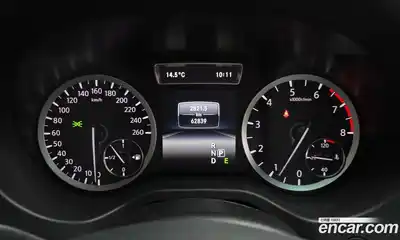 Infiniti Q30 2017 2.0 гидро в Москве № 1152648, миниатюра 8