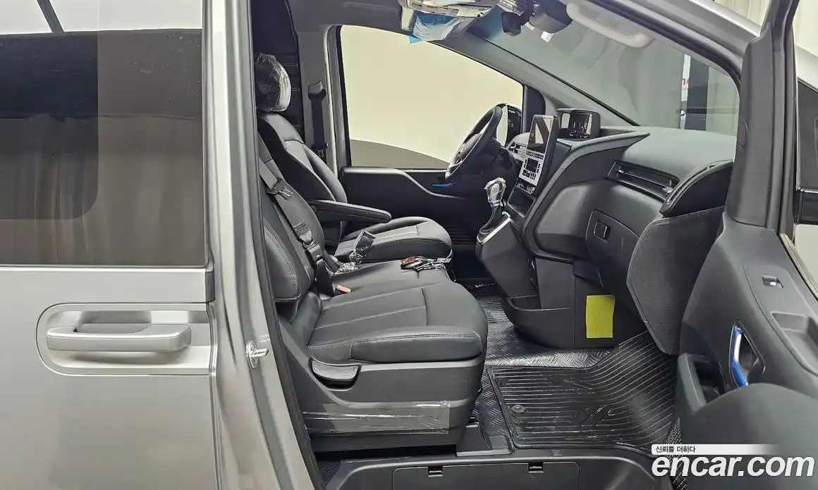 Hyundai Staria 2025 3.5 гидро в Москве № 1154445, фото 11