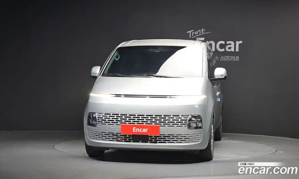 Hyundai Staria 2025 3.5 гидро в Москве № 1154445, фото 3