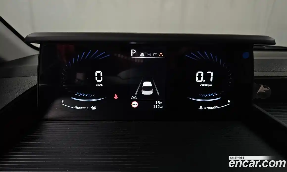 Hyundai Staria 2025 3.5 гидро в Москве № 1154445, фото 8