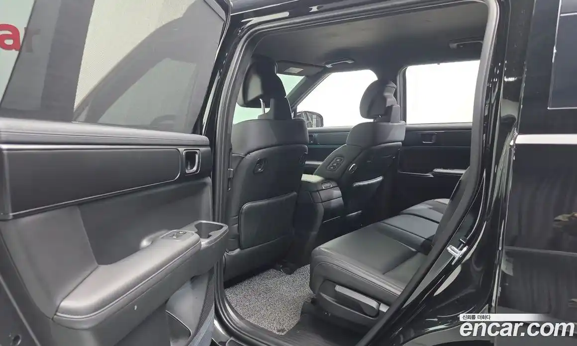 Hyundai Santa Fe 2025 1.6 Автомат в Москве № 1154491, фото 17