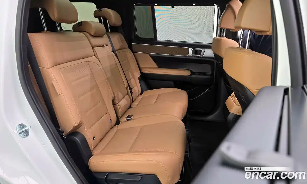 Hyundai Santa Fe 2025 1.6 гидро, фото 12