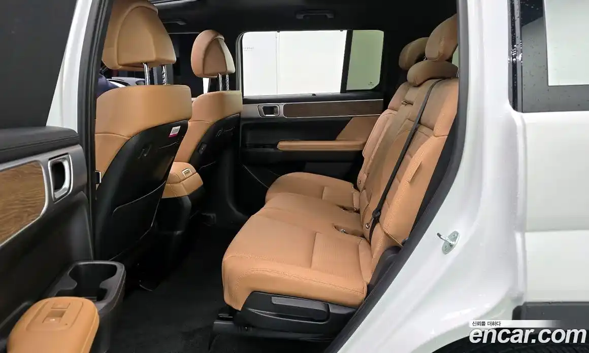 Hyundai Santa Fe 2025 1.6 гидро, фото 13