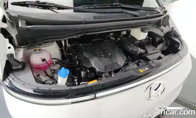 Hyundai Staria 2024 3.5 Автомат в Москве № 1154607, миниатюра 6