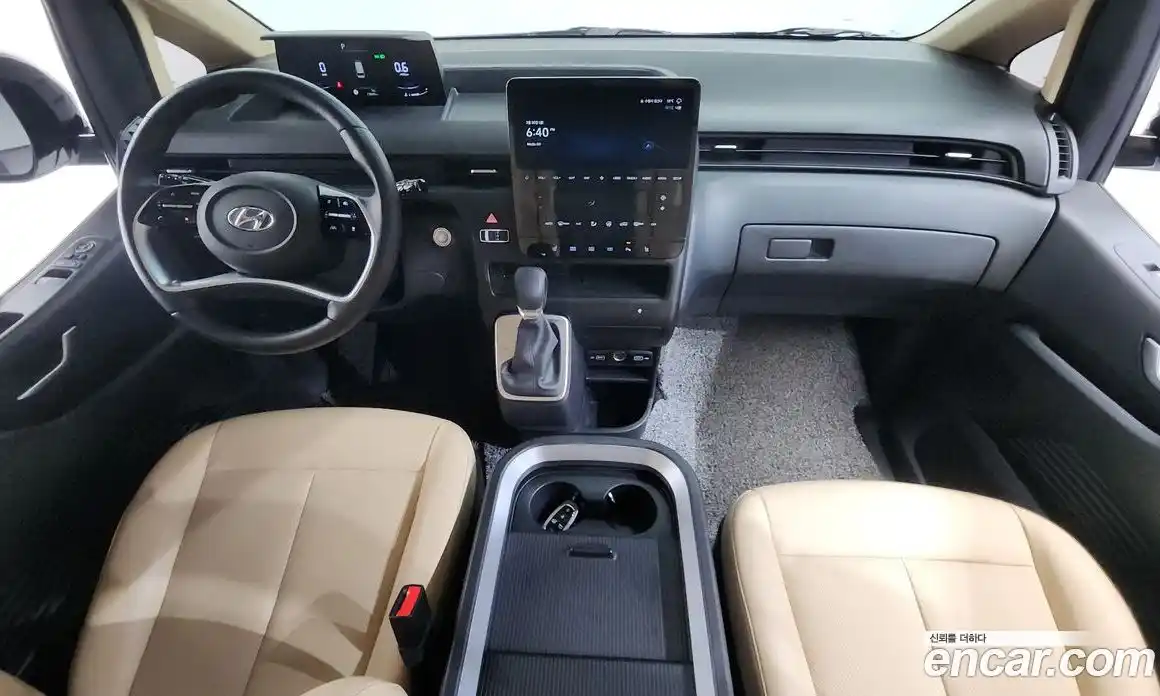 Hyundai Staria 2024 3.5 Автомат в Москве № 1154607, фото 7