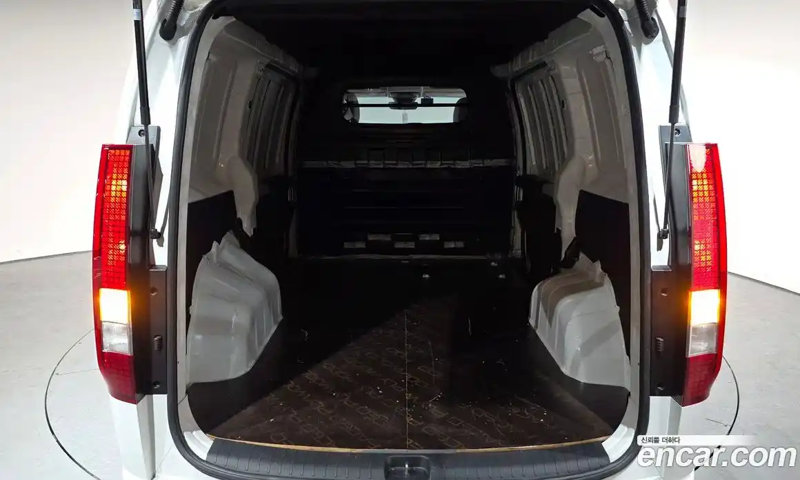 Hyundai Staria 2025 2.2 Автомат в Москве № 1154633, фото 19