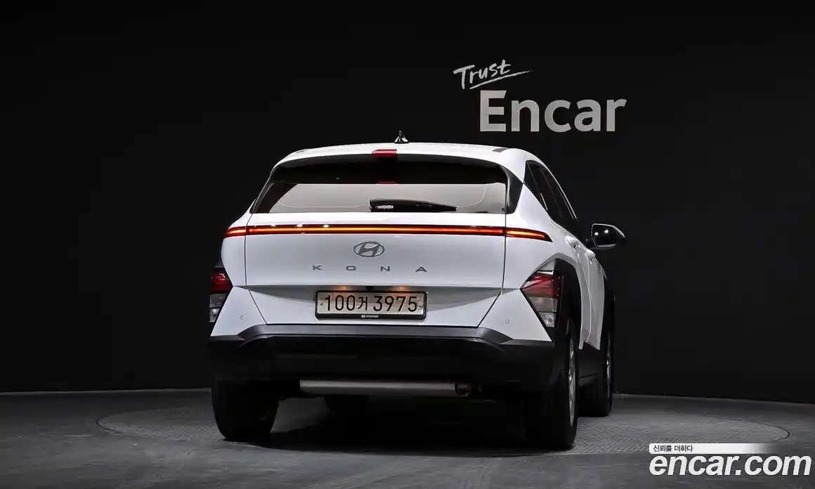 Hyundai Kona 2024 2.0 Автомат в Москве № 1154766, фото 4