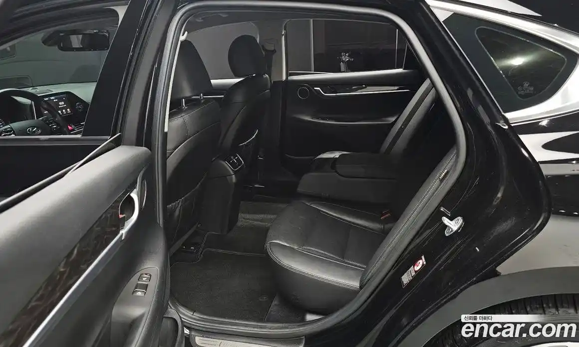 Hyundai Grandeur 2018 2.4 гидро в Москве № 1154792, фото 12