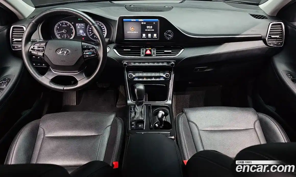 Hyundai Grandeur 2018 2.4 гидро в Москве № 1154792, фото 7