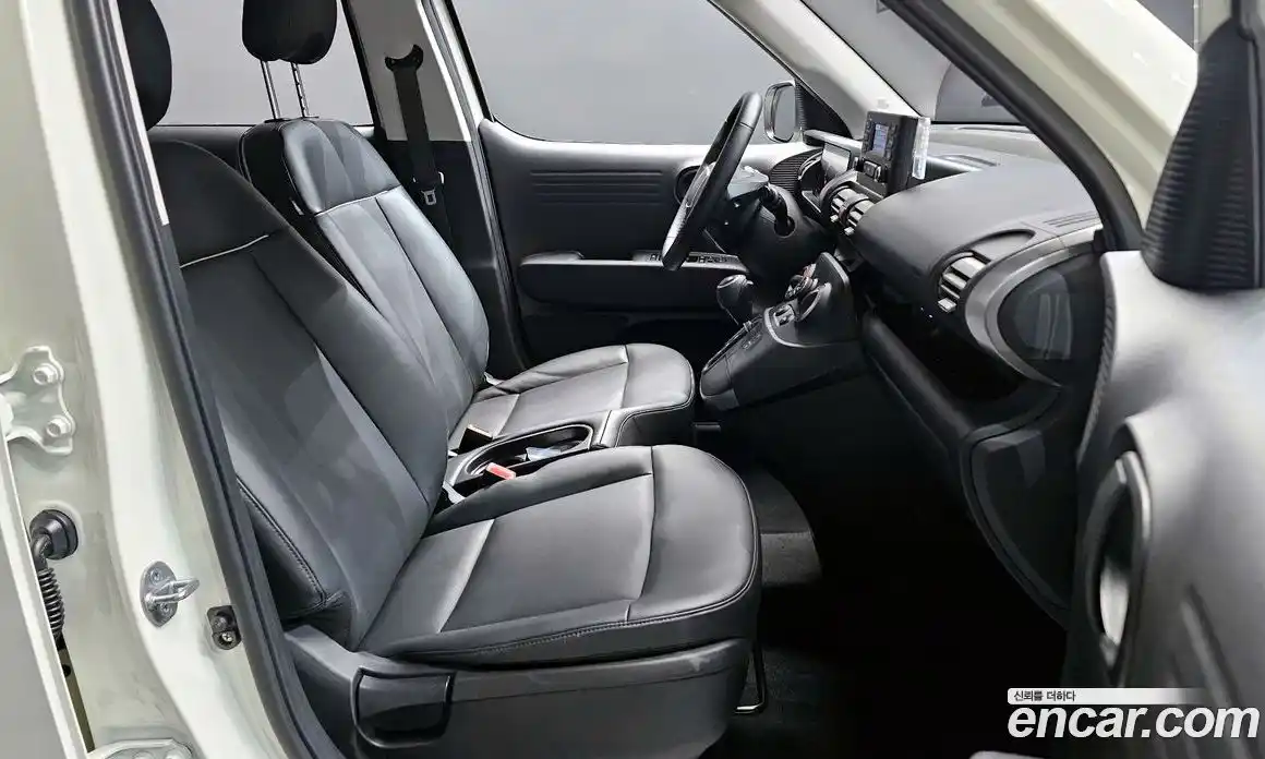 Hyundai Casper 2023 1.0 Автомат в Москве № 1154816, фото 10