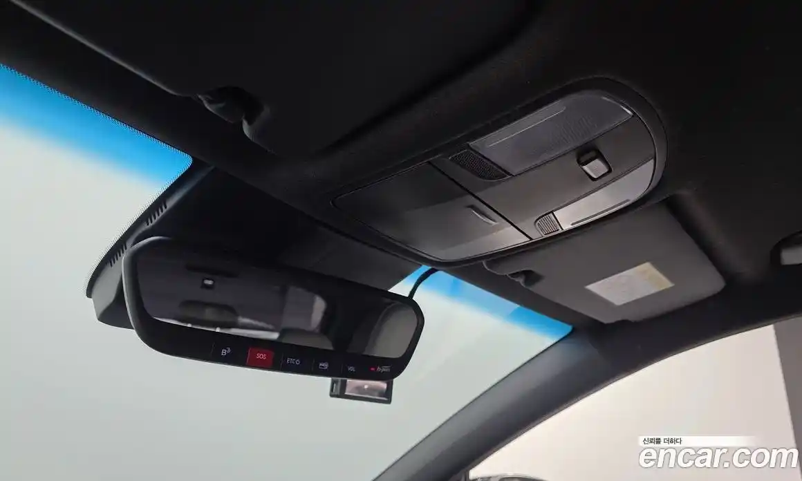 Hyundai Kona 2022 2.0 Автомат в Москве № 1154962, фото 17