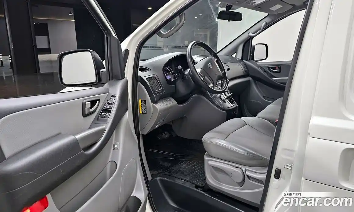 Hyundai Starex 2020 2.5 Автомат в Москве № 1155010, фото 11