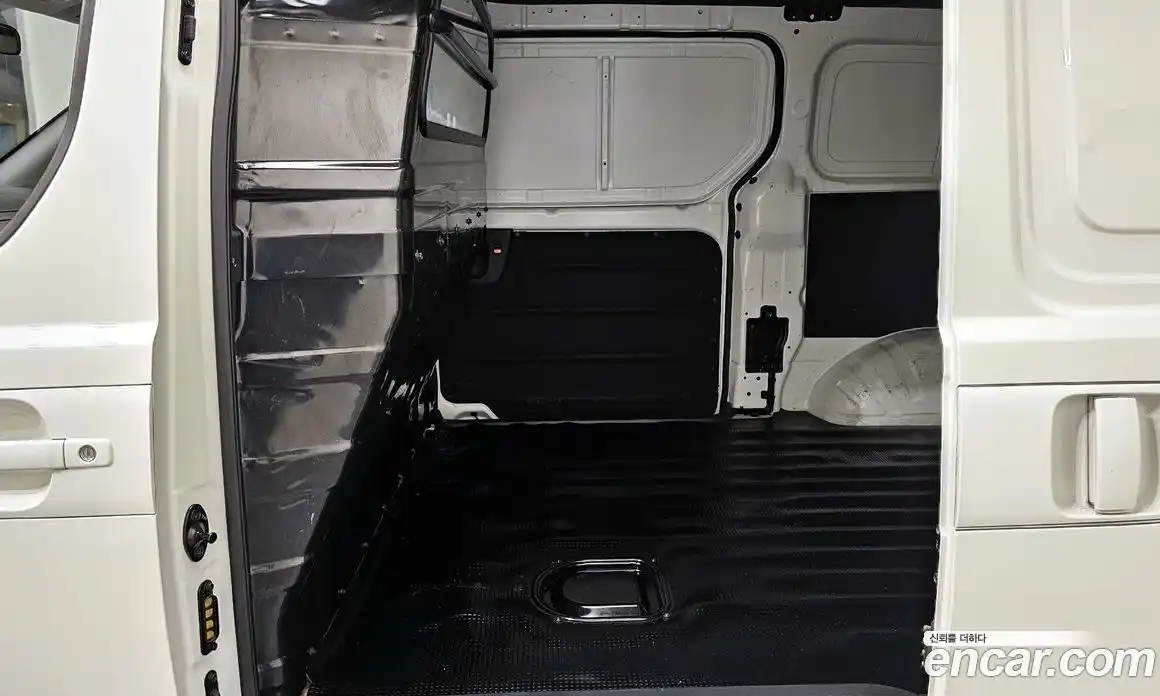 Hyundai Starex 2020 2.5 Автомат в Москве № 1155010, фото 12